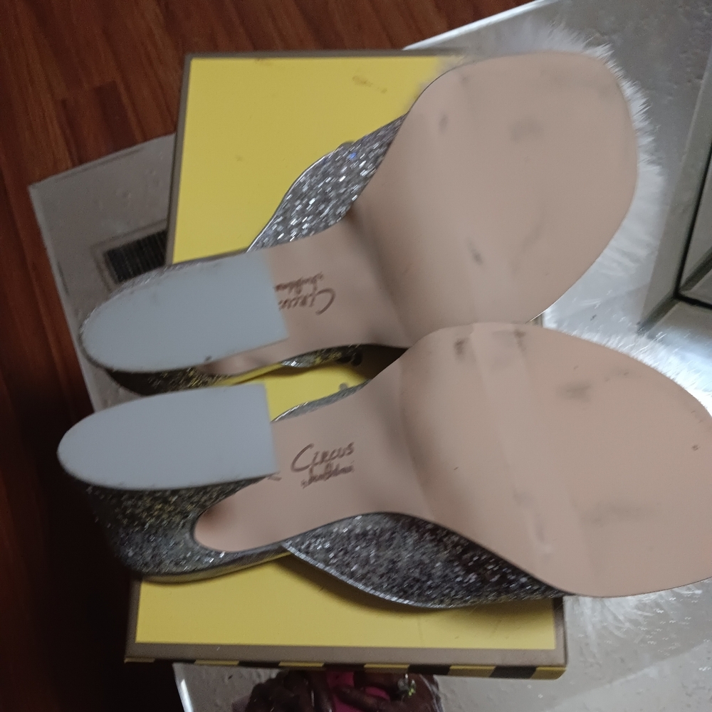 Shoes - Picture 3 of 3